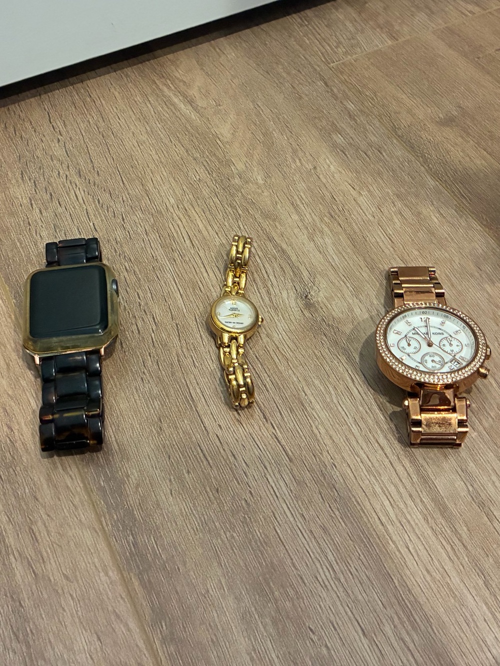 Watch BUNDLE- Apple Watch, Vintage Anne Klein, and Michael Kors